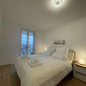 Luxurious And Stylish At Ber Airport Apartment Schönefeld