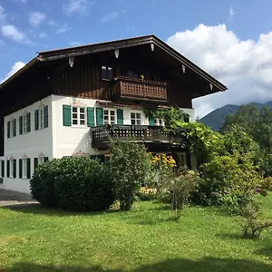 Wohnen Am Weißachsteg Apartment