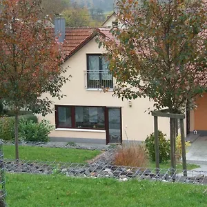 Familie Bischof Leinach Ferienhaus